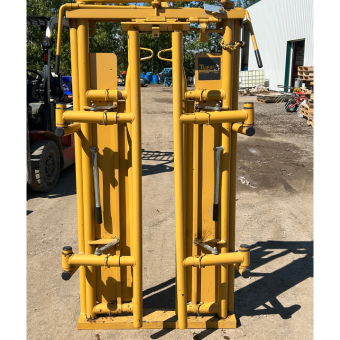 TUFF Livestock Equipment head gate with neck extender