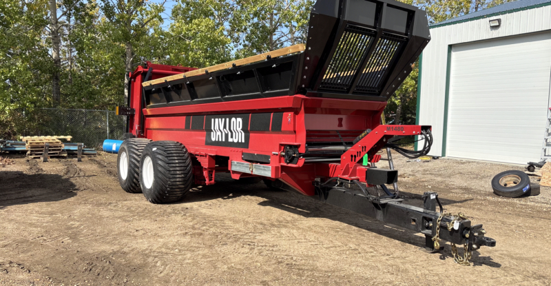 M1480 Jaylor Manure Spreader